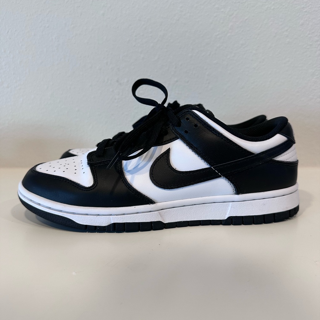 Women’s Nike Dunk Low Retro White Black Panda Sneakers Size 8.5
